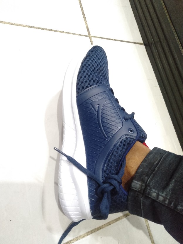 Mystery Box Sepatu/sandal