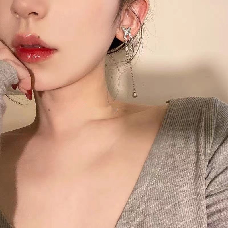 Anting Rumbai Kupu-kupu Asimetris Fashion Korea Hadiah Perhiasan Fashion Wanita Berkualitas Tinggi