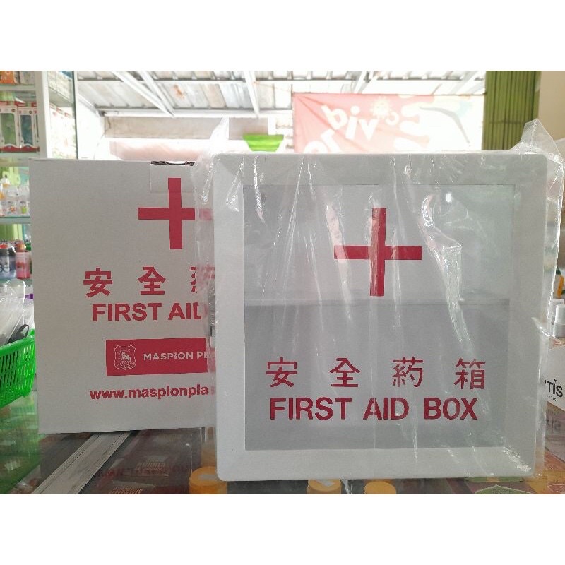 kotak PPPK first aid box ukuran besar bisa muat untuk obat P3K lengkap
