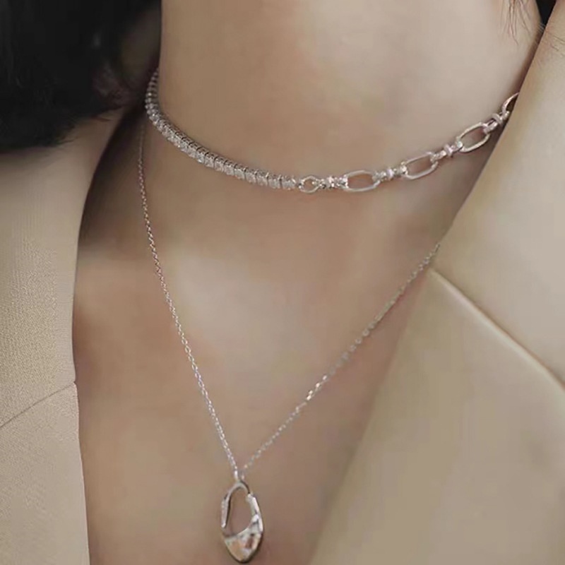 2021 Eropa dan Amerika 18K emas titanium steel kalung ins gaya Berongga berbentuk buah pir liontin l