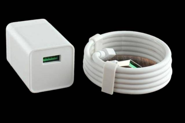 Casan / charger OPPO VOOC 4A original - fast charging oppo a37 a3s a5s f5 f7 f9 a7 a71