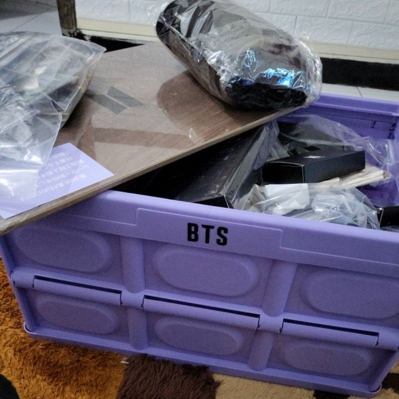 READY STOK Sharing fortune box B BTS