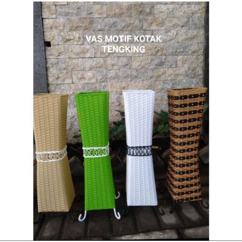 vas bunga atau tempat payung