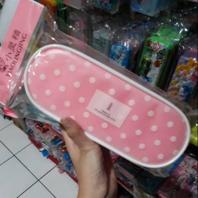 

Kotak Pensil Polkadot BD / Kotak Pensil Anak / Kotak Pensil Lucu