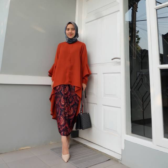 (PRELOVED) ALMIRA TOP  PLUM XL by @Evolvere_id (HANYA ATASAN)