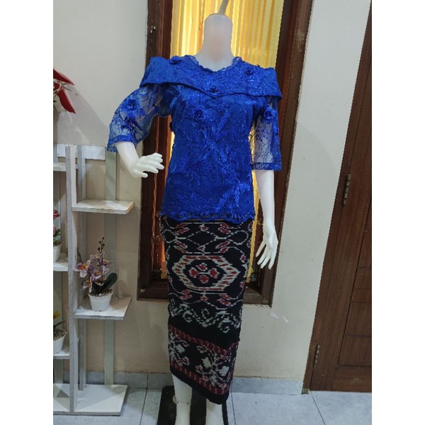 Setelan rok tenun dan kebaya brokat, cople tenun, kemeja tenun