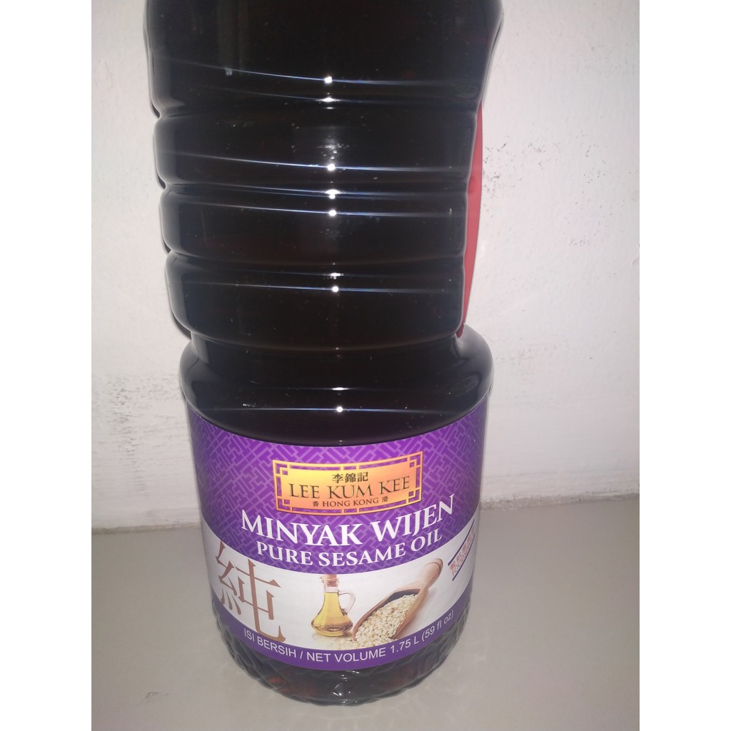 

LEE KUM KEE SESAME OIL 1750 ML / MINYAK WIJEN