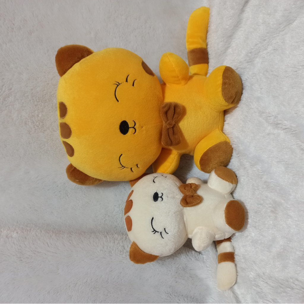 BONEKA KUCING CANTIK KAKA 35cm ADIK 25cm