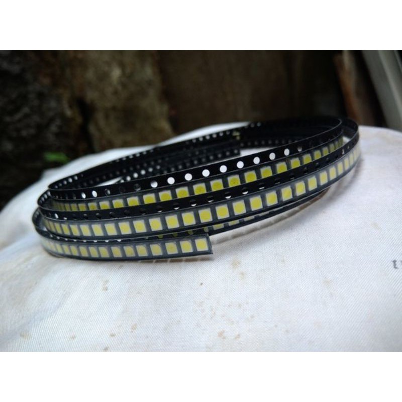 led speedometer digital tegangan 3V warna putihled smd 3528 led smd cold white