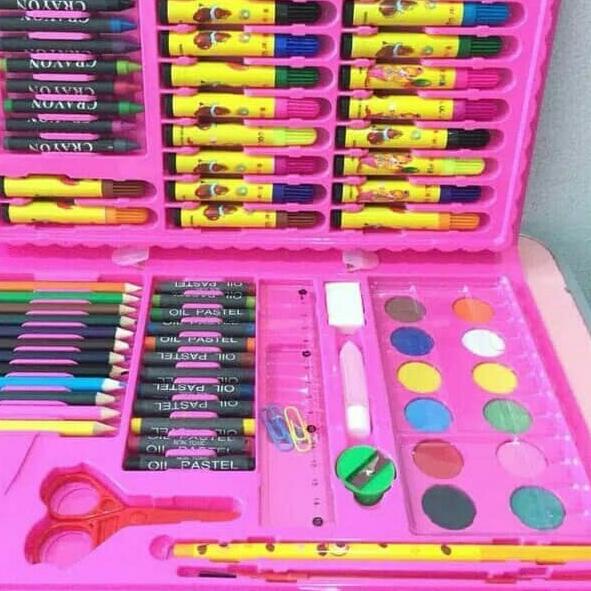 

JU7♜ Crayon Anak Set 86pcs / Krayon Mewarnai Anak 86pcs / Pensil Warna Set 86pcs Koleksi Terbaru