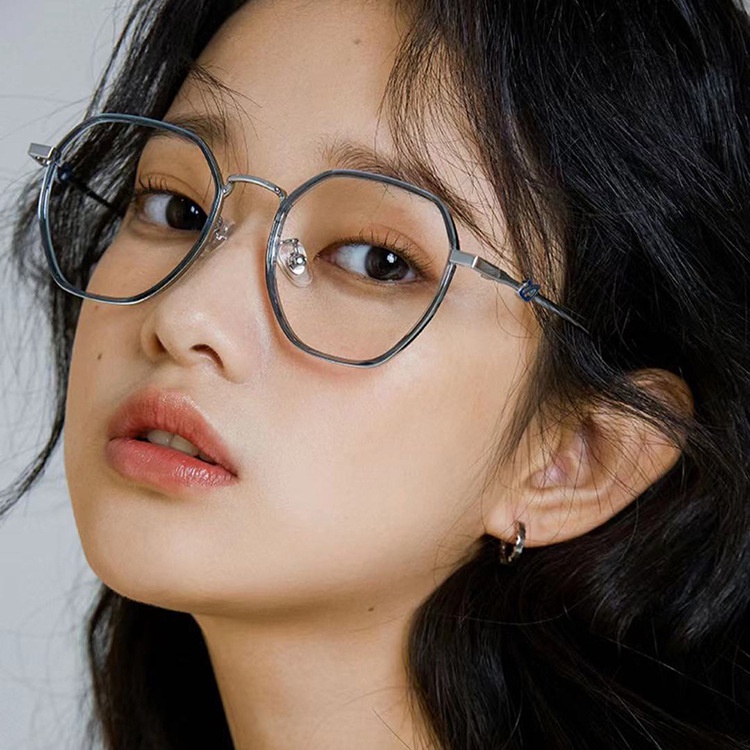 Kacamata Anti Radiasi Bahan Metal Untuk Wanita