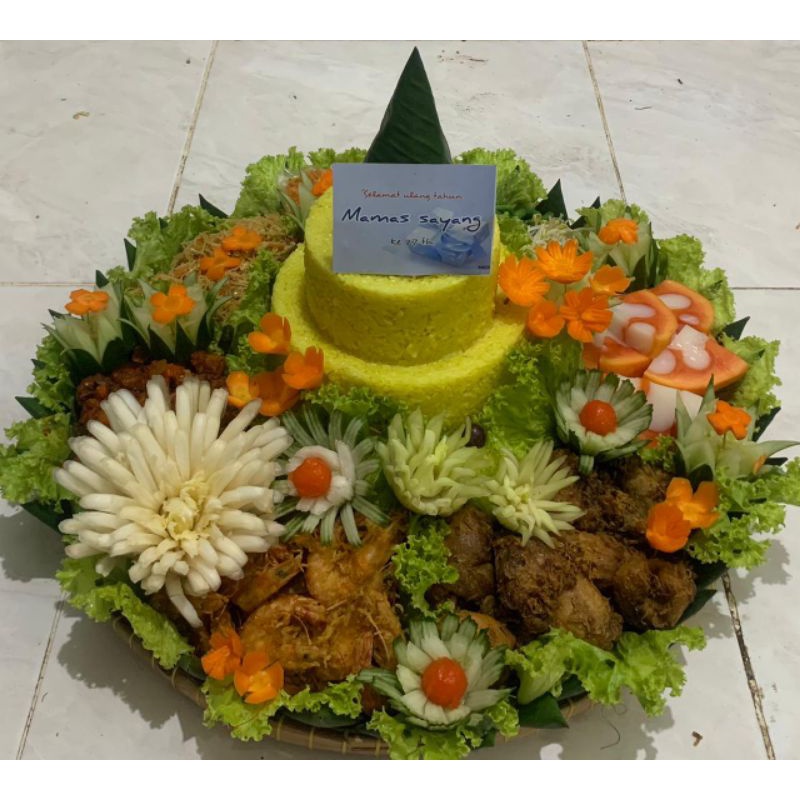 Nasi Tumpeng