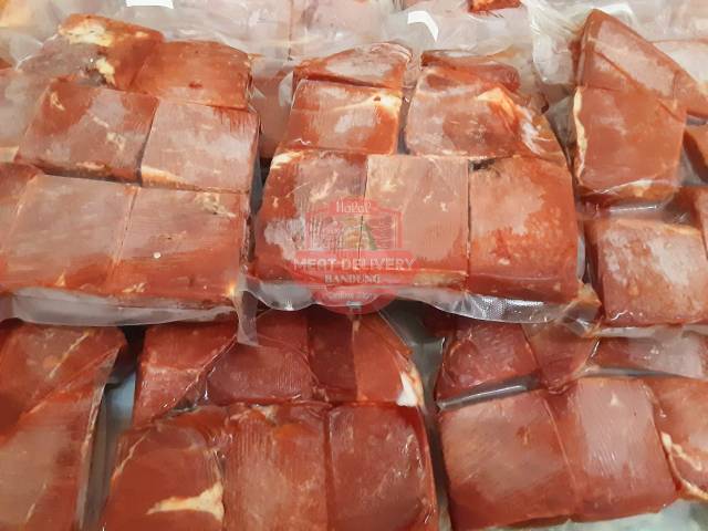

Daging Rendang Beku. Halal