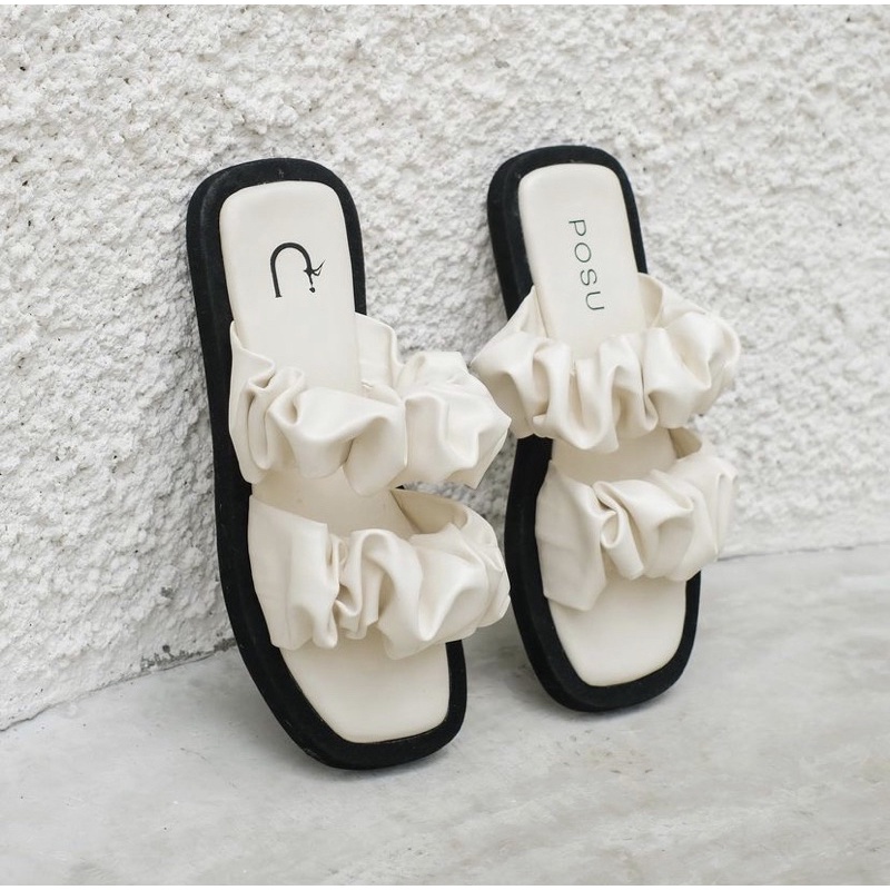 Posu Cloud Sandals in Ivory