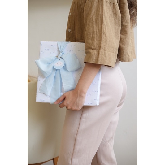 

Gift Box Bungkus Kado