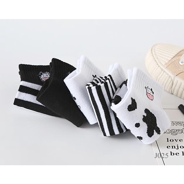 KAOS KAKI COW’S MILK J025