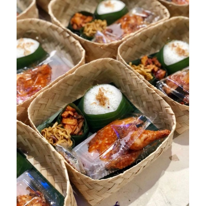 

Ayam Geprek lengkap