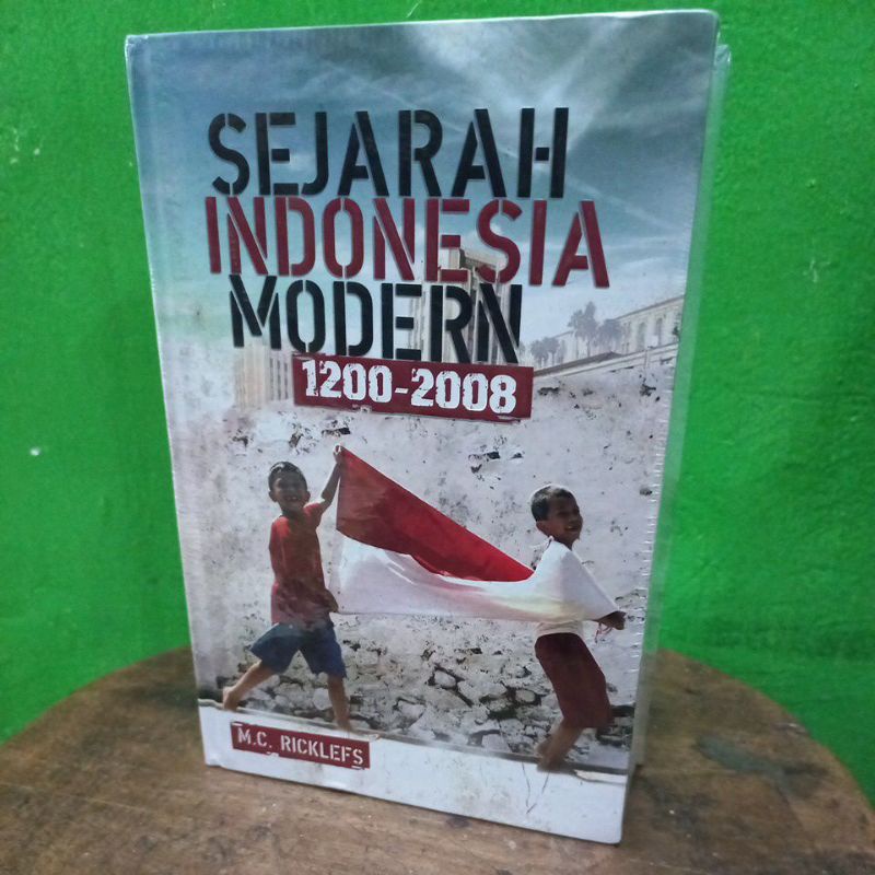 Buku Sejarah Indonesia Modern 1200-2008