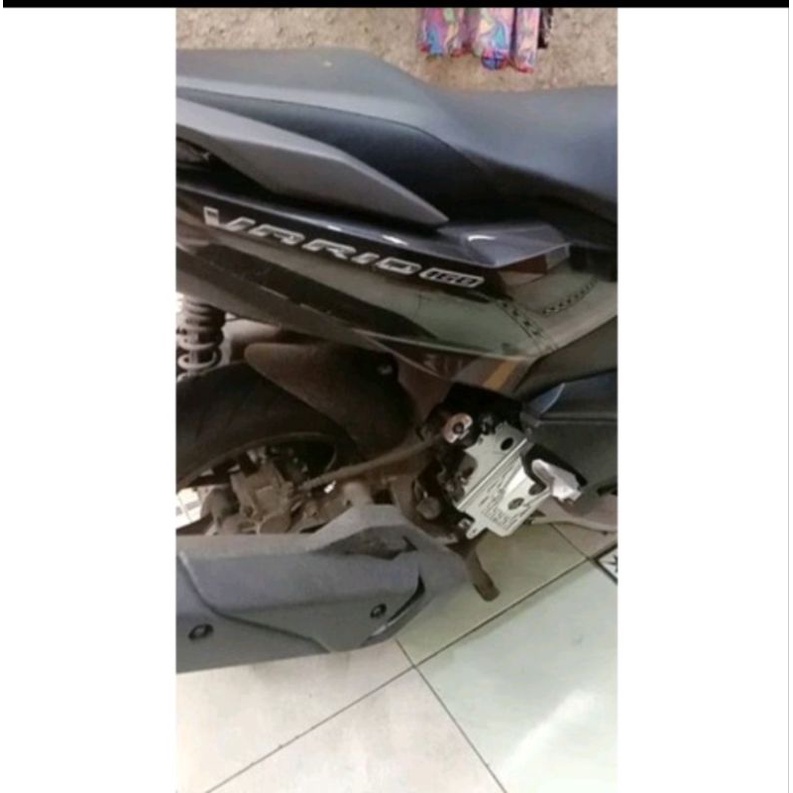 cover radiator tutup radiator pcx new 160 CC Vario new 160 cc + baut dan bosh tinggal pasang sesuai foto