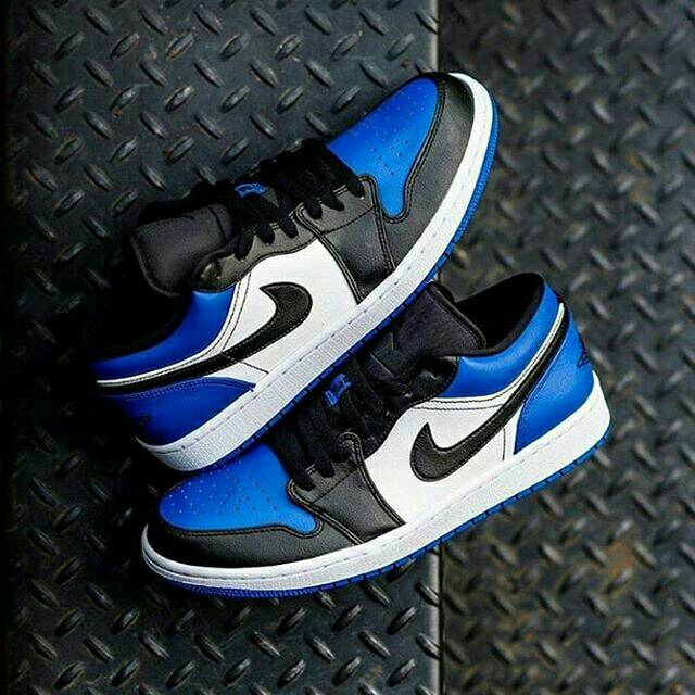 nike air jordan 1 low royal toe
