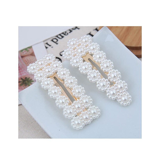 LRC Jepit Rambut Fashion Gold Imitation Pearl Small Flower Hairpin A58357