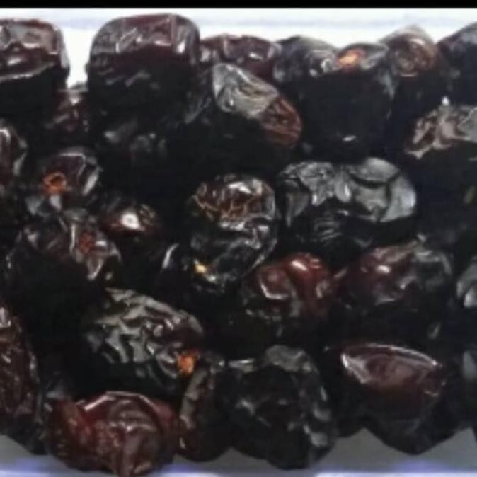 

Kualitas Terbaik 100Gr Kurma Nabi - Ajwa Madinah