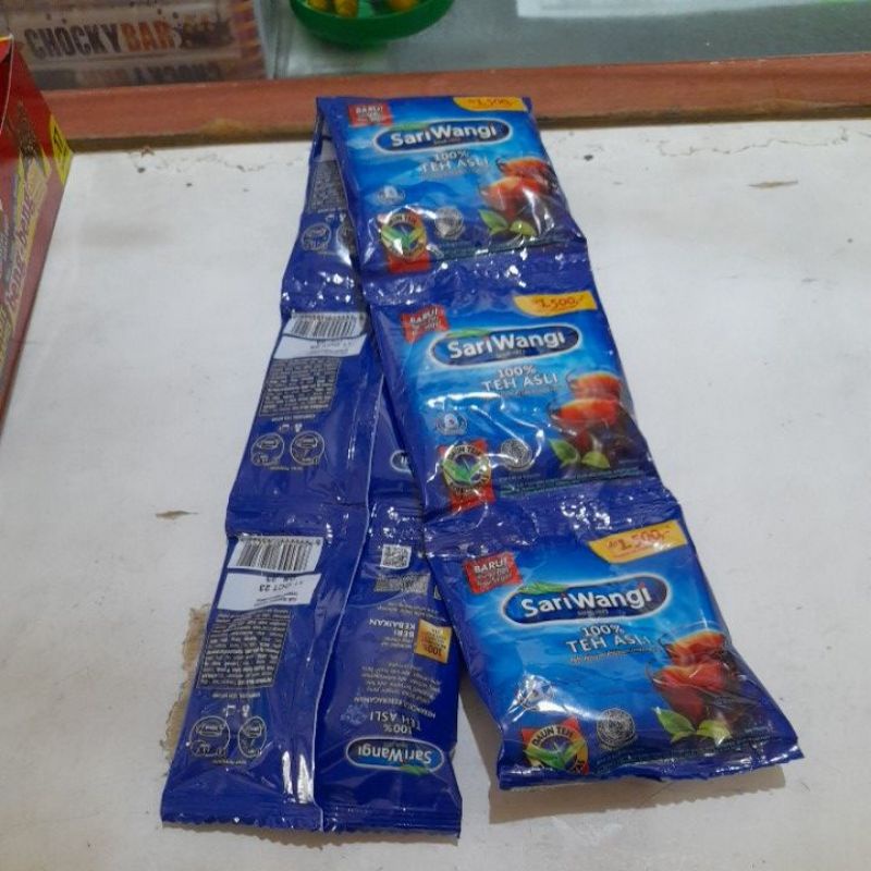 

Teh sari wangi 1 renteng isi 6 pcs