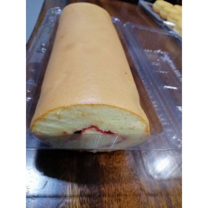 

Bolu gulung straberry