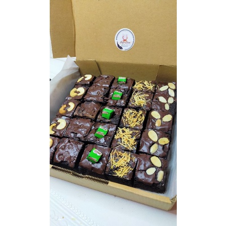 

Fudgy brownies size L