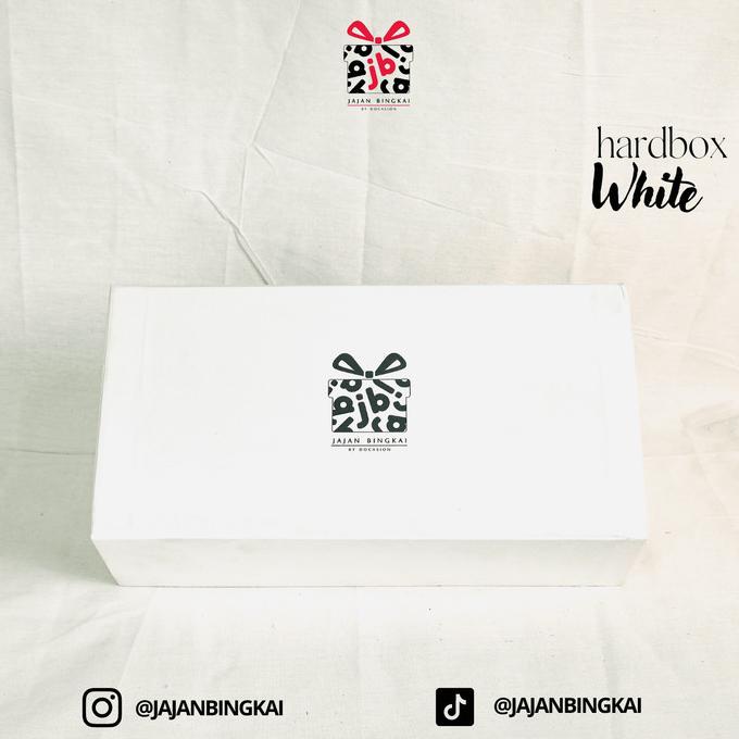 

Premium Product!!! Kotak Kado / Hampers / Hadiah / Gift Box Serbaguna Ukuran 30X15X10Cm - Paling Diminati