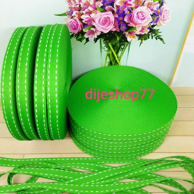 Pita bis bintik 1cm / bis strip 1 cm / lis bintik /pita hijau /pita baju tebal halus/BUKAN grosgrain