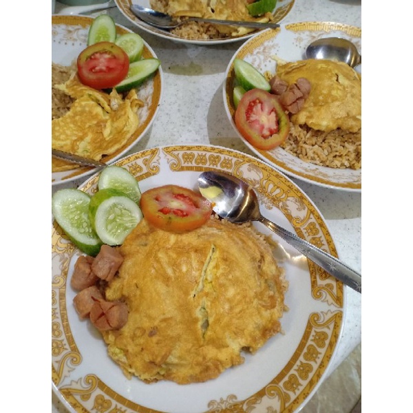 

Nasgor enak