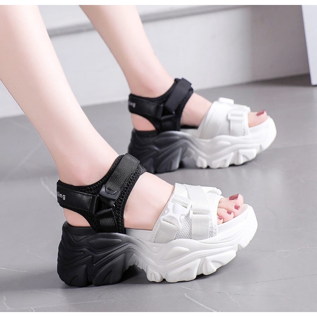 DCAL SANDAL TALI WANITA AP10