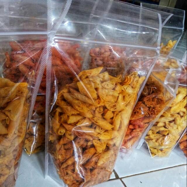 

Lumpia kering / LUMRING