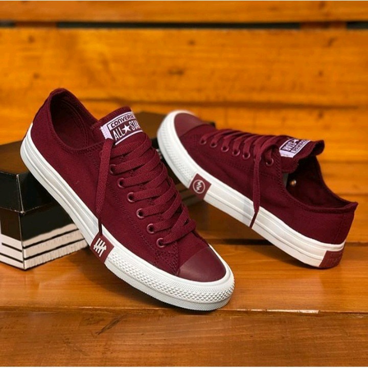 Sepatu Sneakers Casual Pria Wanita Converse All Star Undefeated Petir Pendek Merah Marun