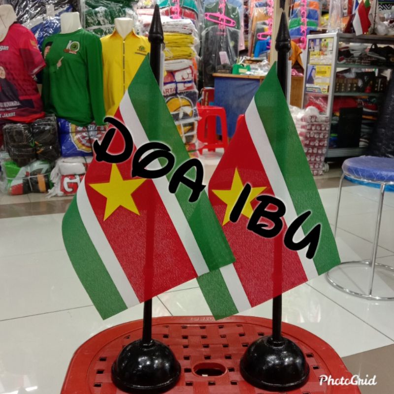 

best seller tiang kayu meja+bendera SURINAME ready stock