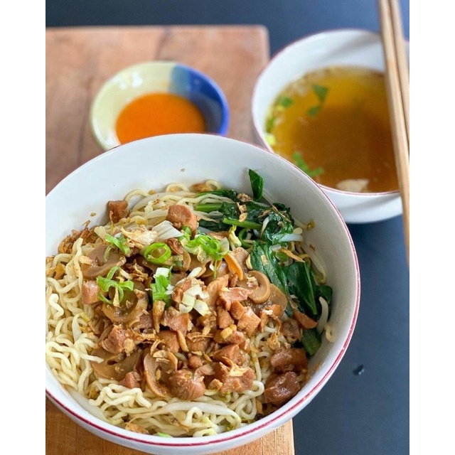 

Mie Ayam 27 Ciputat