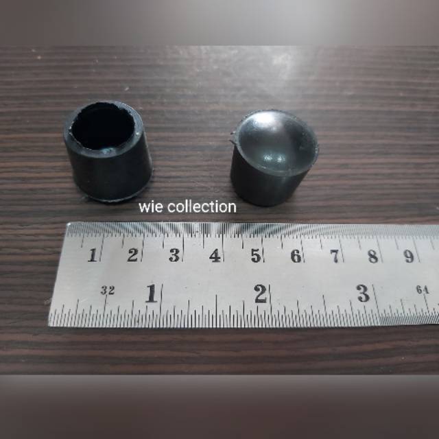 KARET KAKI KURSI HITAM UKURAN 5/8"