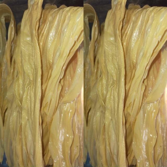 

KEMBANG TAHU PONTIANAK / DRIED BEAN STICK / HUKI / FUCUK / KEMBANG TAHU KERING
