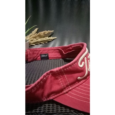 Topi Titleist Second