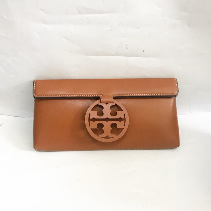 TAS BRANDED / TORY BURCH MILLER CLUTCH