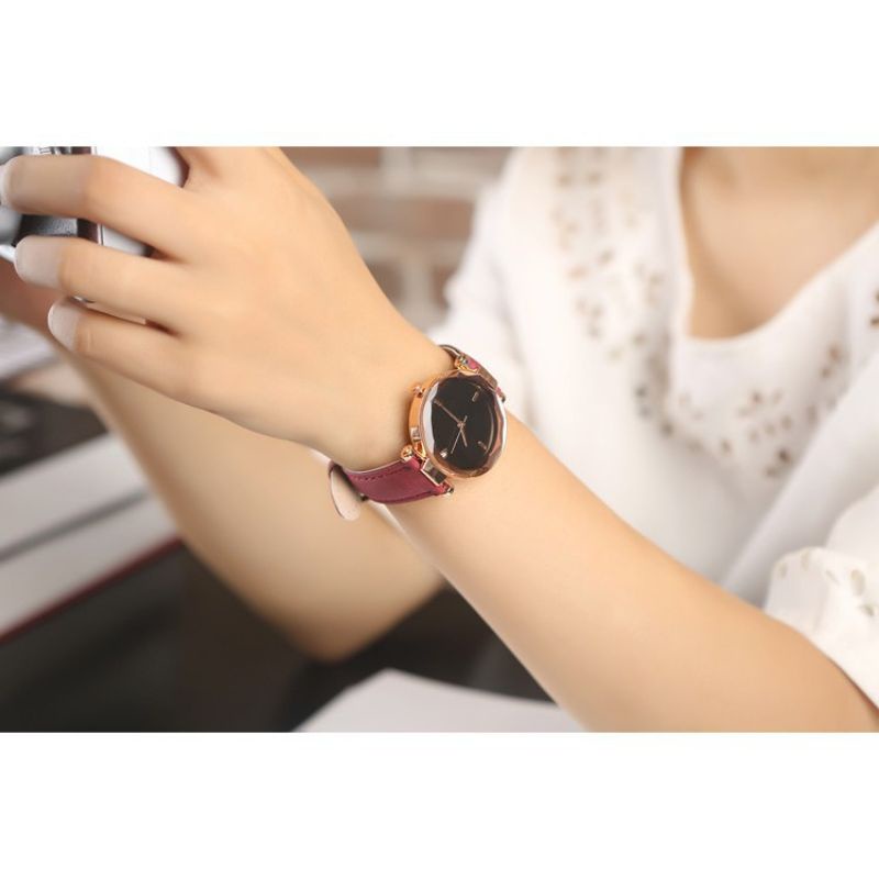 TERLARIS!!! Jam Tangan Wanita Casual Quartz Strap PU Leather Jam Analog Wanita Gaya Retro Jam Tangan Wanita Kecil Minimalis Jam Tangan Wanita Batam Murah