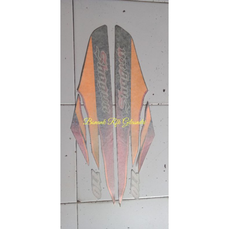 striping sticker stiker decal Lis Body bodi Suzuki Shogun sogun 110 1996 96 kebo lama lawas original