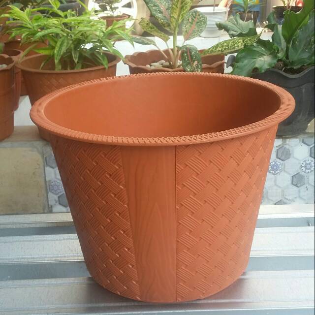 Pot Bunga 30cm Pot tanaman Plastik 30 cm Motif Anyam CJP Pot Bunga 30cm Pot tanaman Plastik 30 cm Motif Anyam CJP