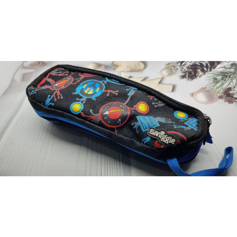 

Smiggle ori pencil case