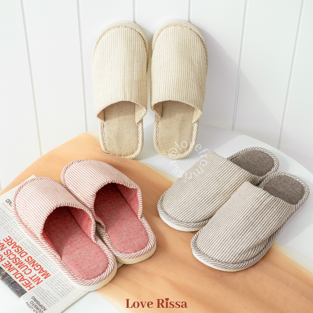 Sandal Rumah YUMA Unisex Wanita Pria Sendal Slip Sandal Flip Flop Love Rissa