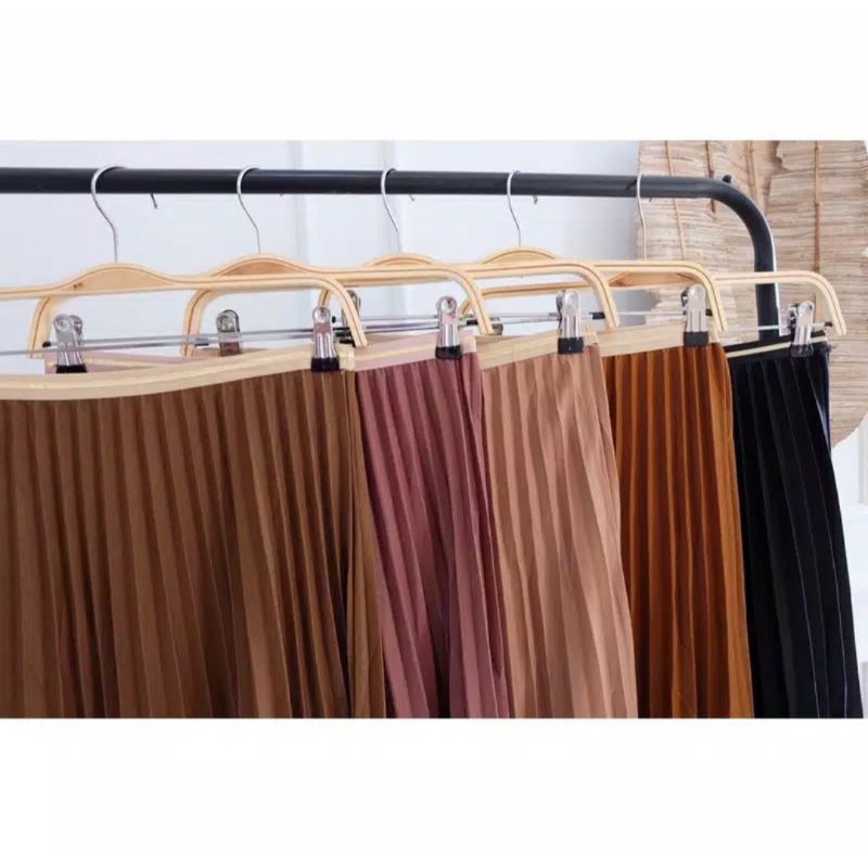Rok import list gold | Maxi skirt list gold fit xxl | rok mengkilat | rok import shiny