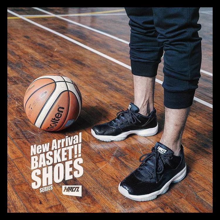 100% TERJAMIN SEPATU BASKET AIR BLACKBLUE ORIGINAL HRCN 100% TERMURAH