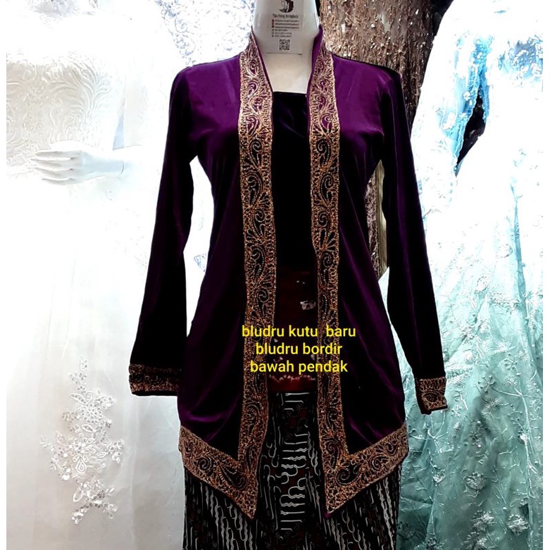 Kebaya bludru bordir stik