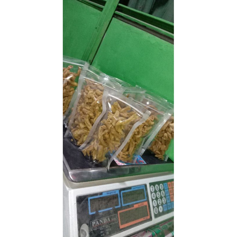 

keripik usus/ usus crispy